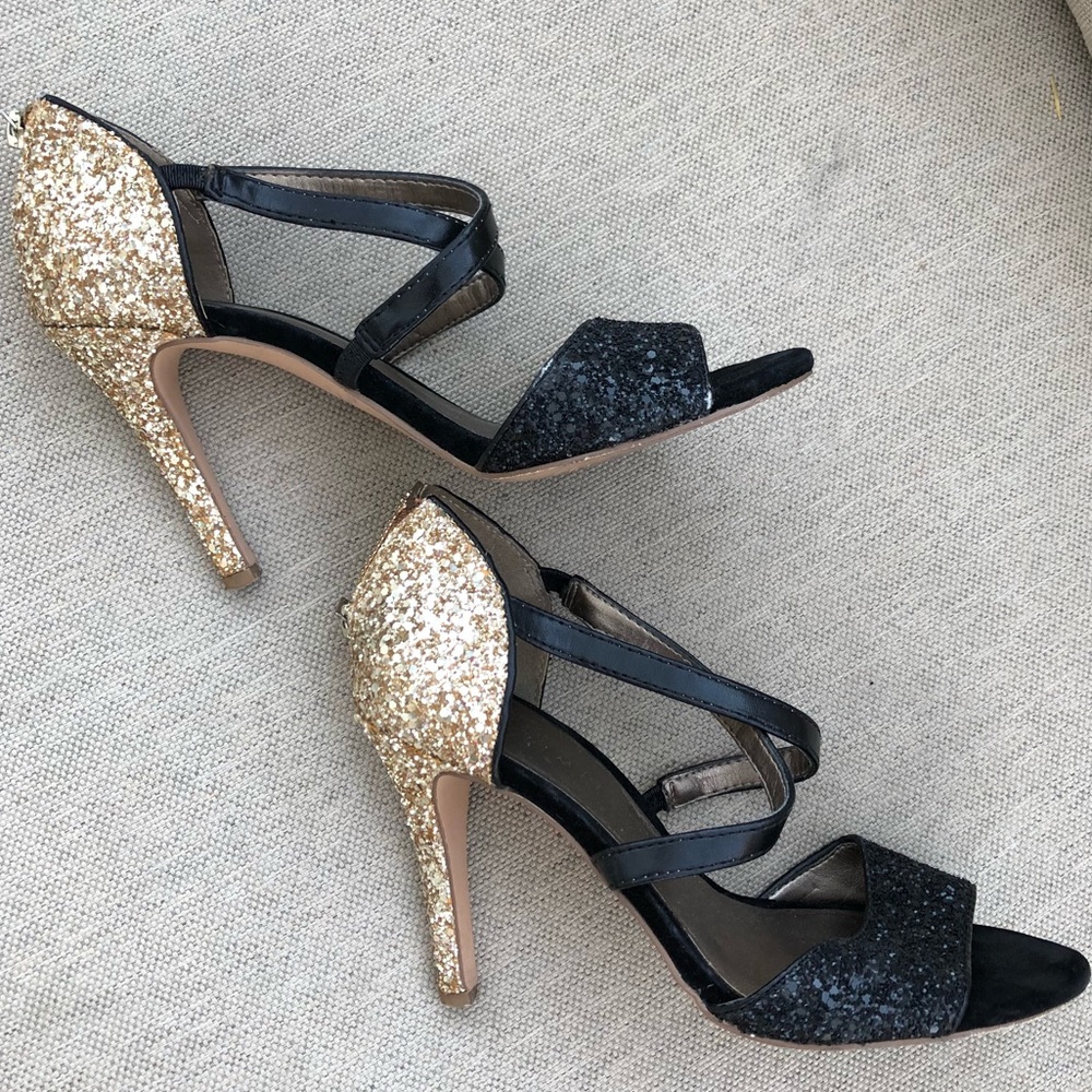 Super fun Glitter heels! Sz 6. Nye!